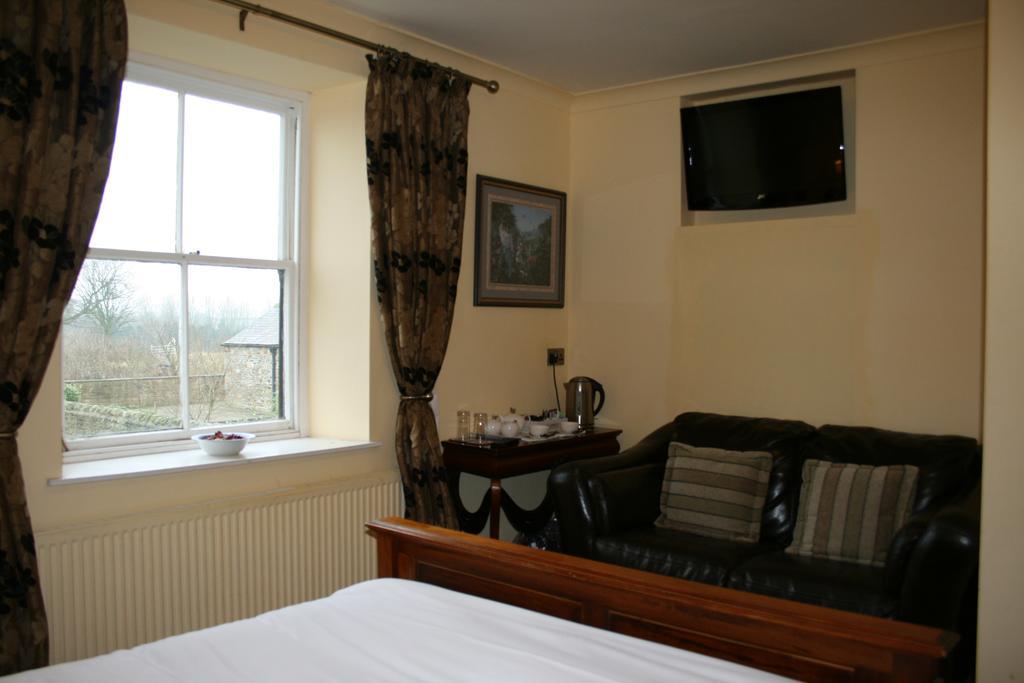 The Wyvill Arms Hotel Leyburn Cameră foto